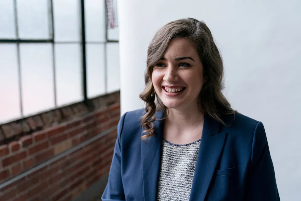 Erin Lowry headshot
