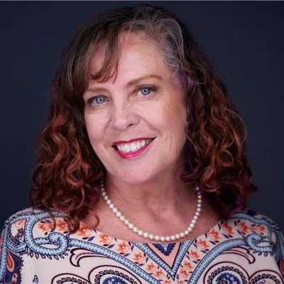 Andi Wrenn headshot