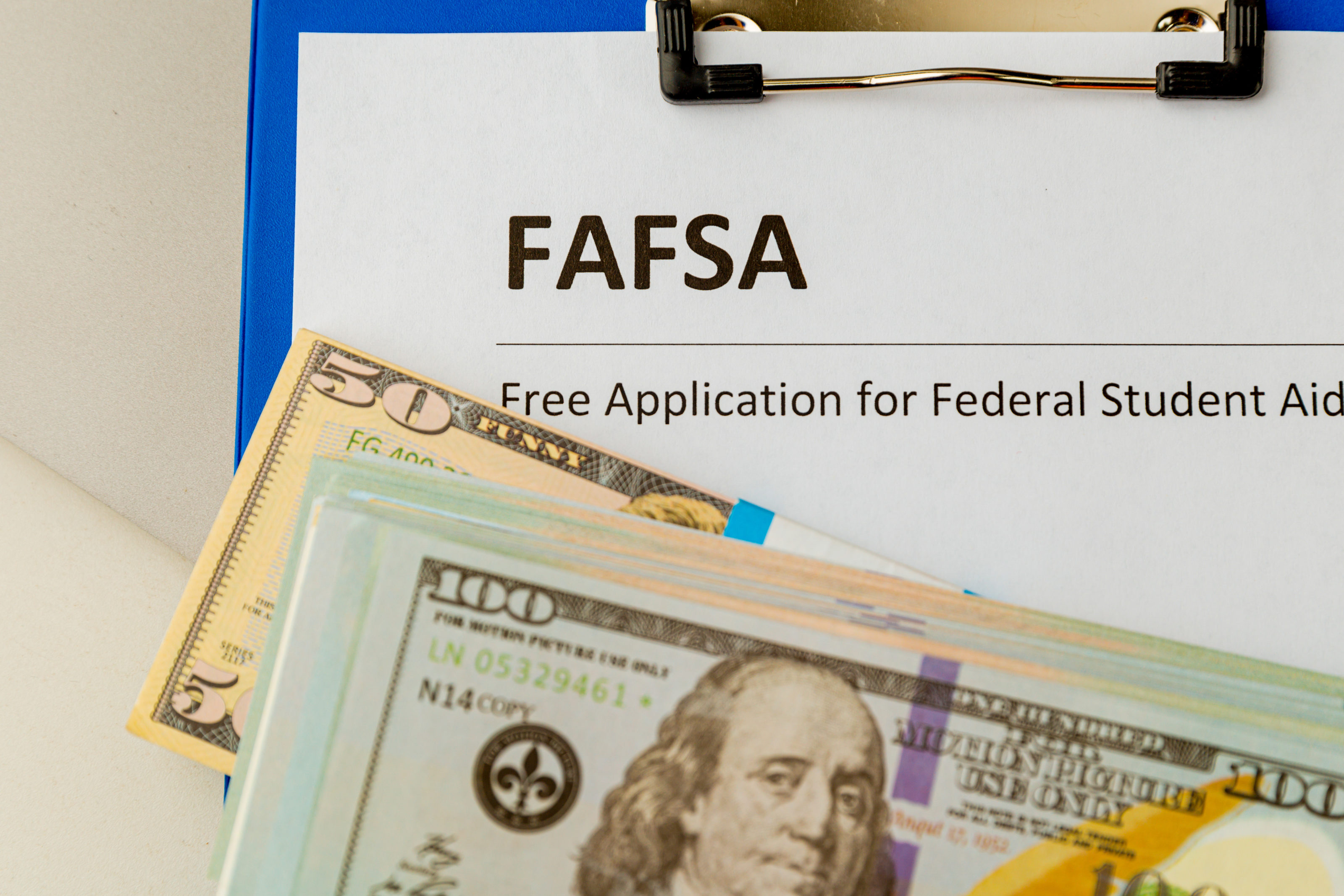 7 Things You Should Know About the FAFSA - The Plutus Foundation